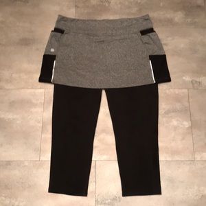 Athleta Be Free 2 in 1 Capri